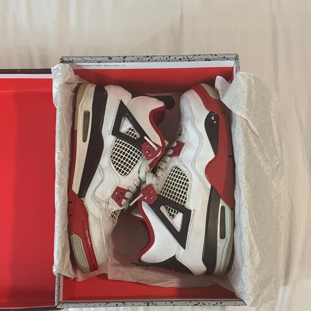 Jordan 4 GS